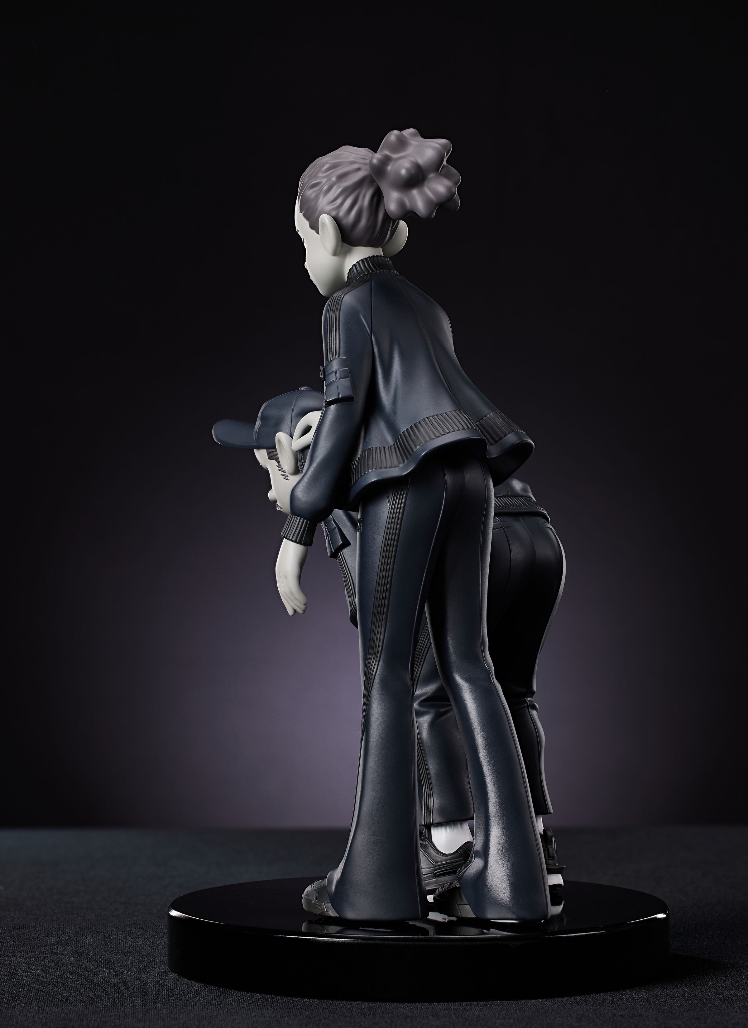 NIKE sacai Sculpture by Yusuke Hanai