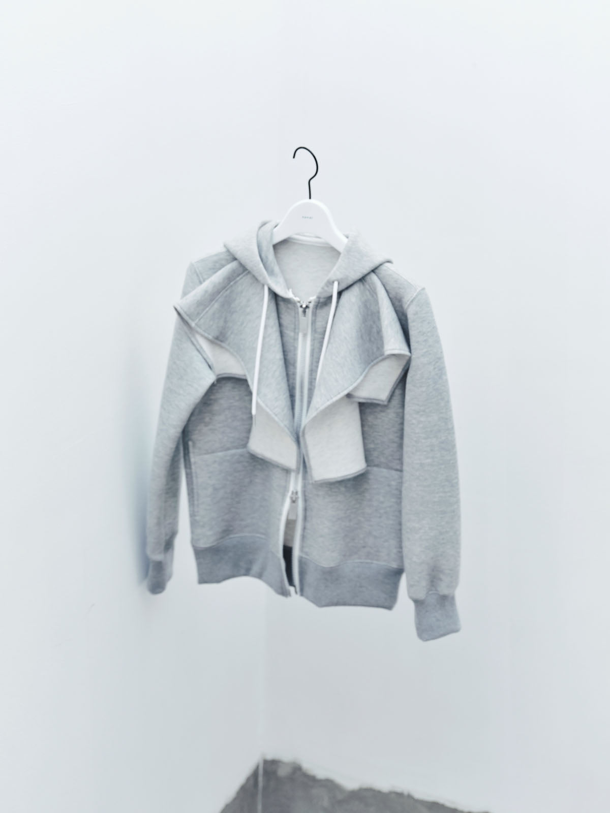 Sponge Sweat Hoodie | sacai Official Store サカイ オフィシャル