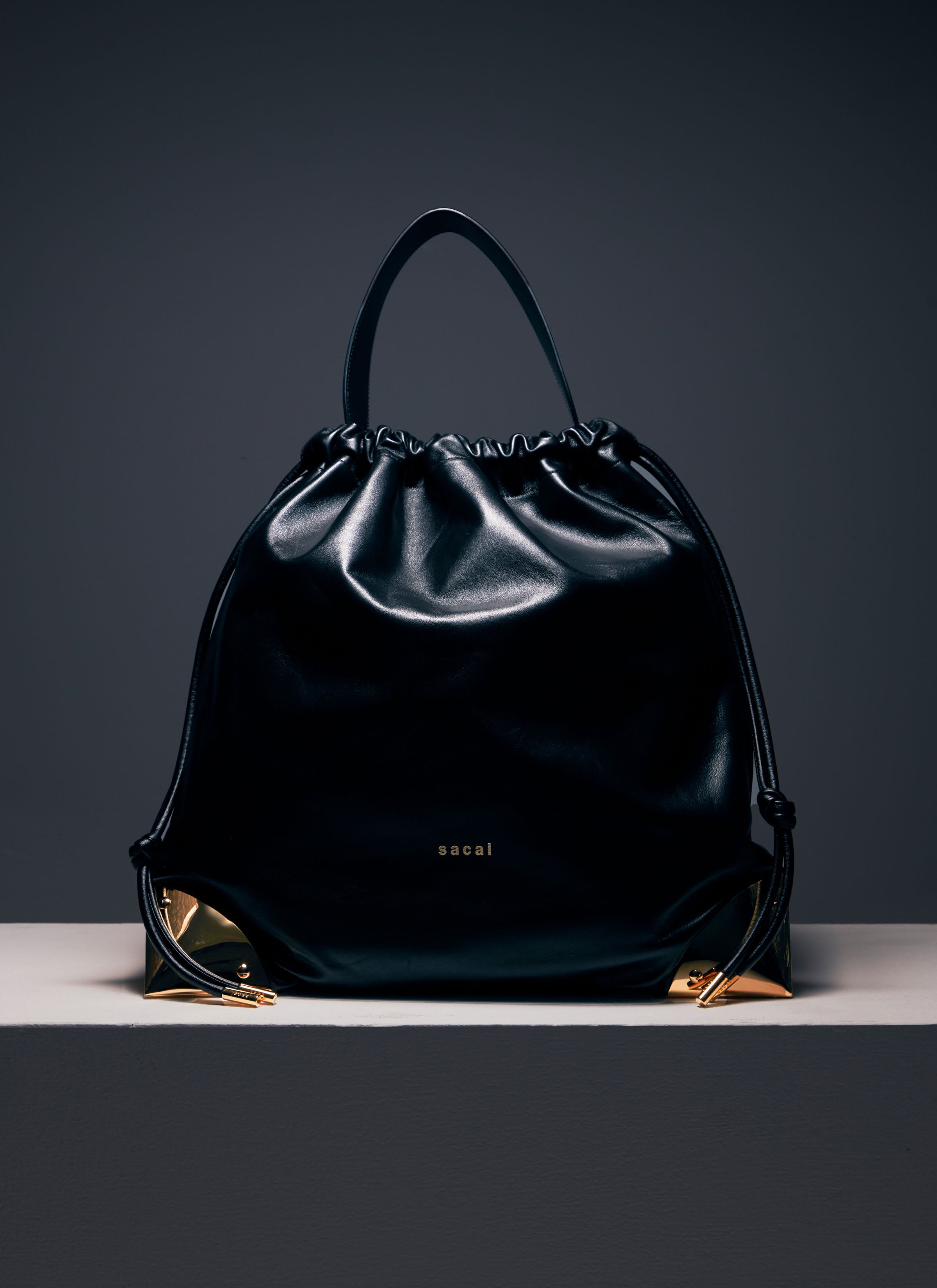 Corner Metal Drawstring