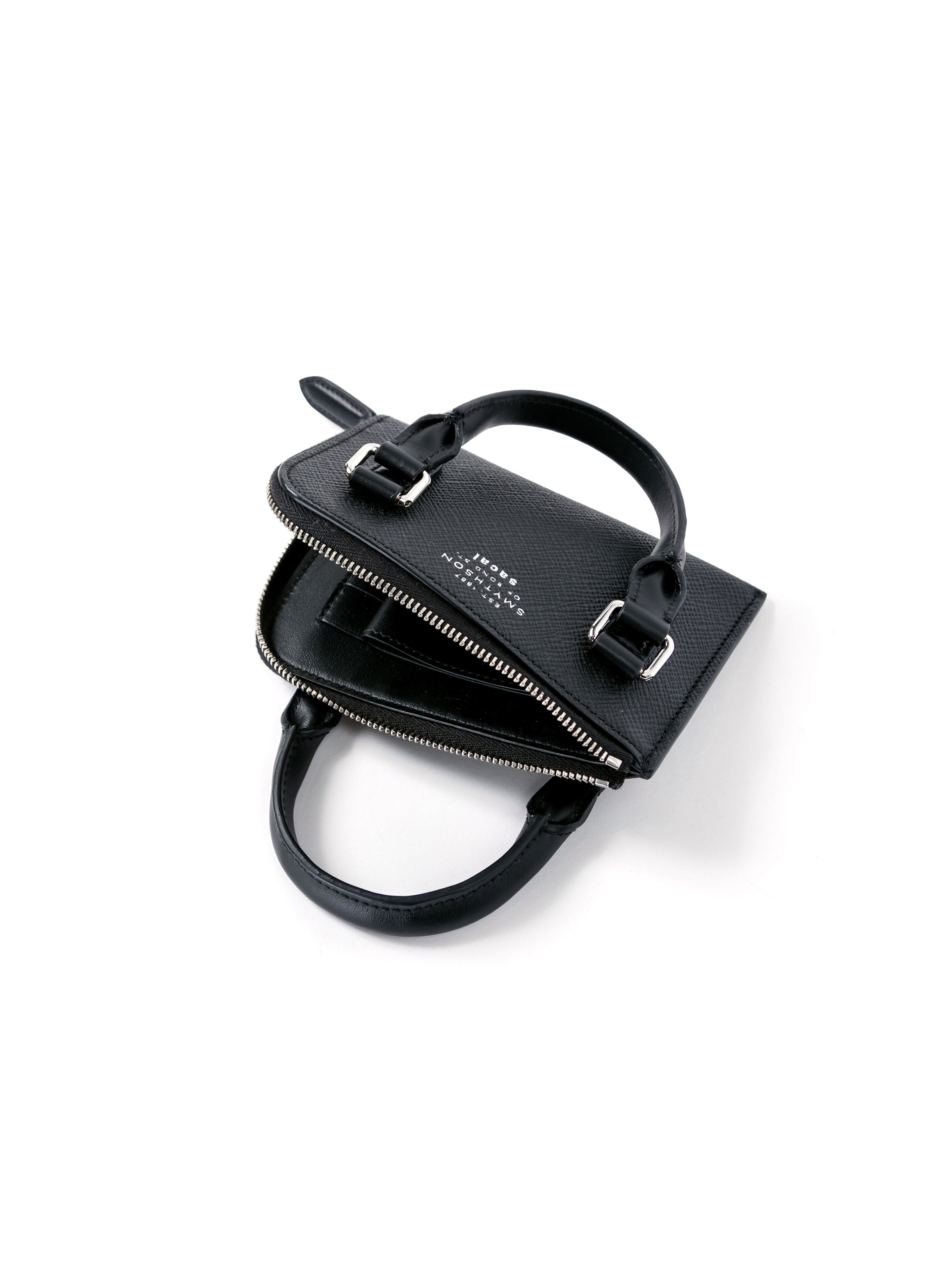 SMYTHSON Small Flat Pouch | sacai Official Store サカイ オフィシャル
