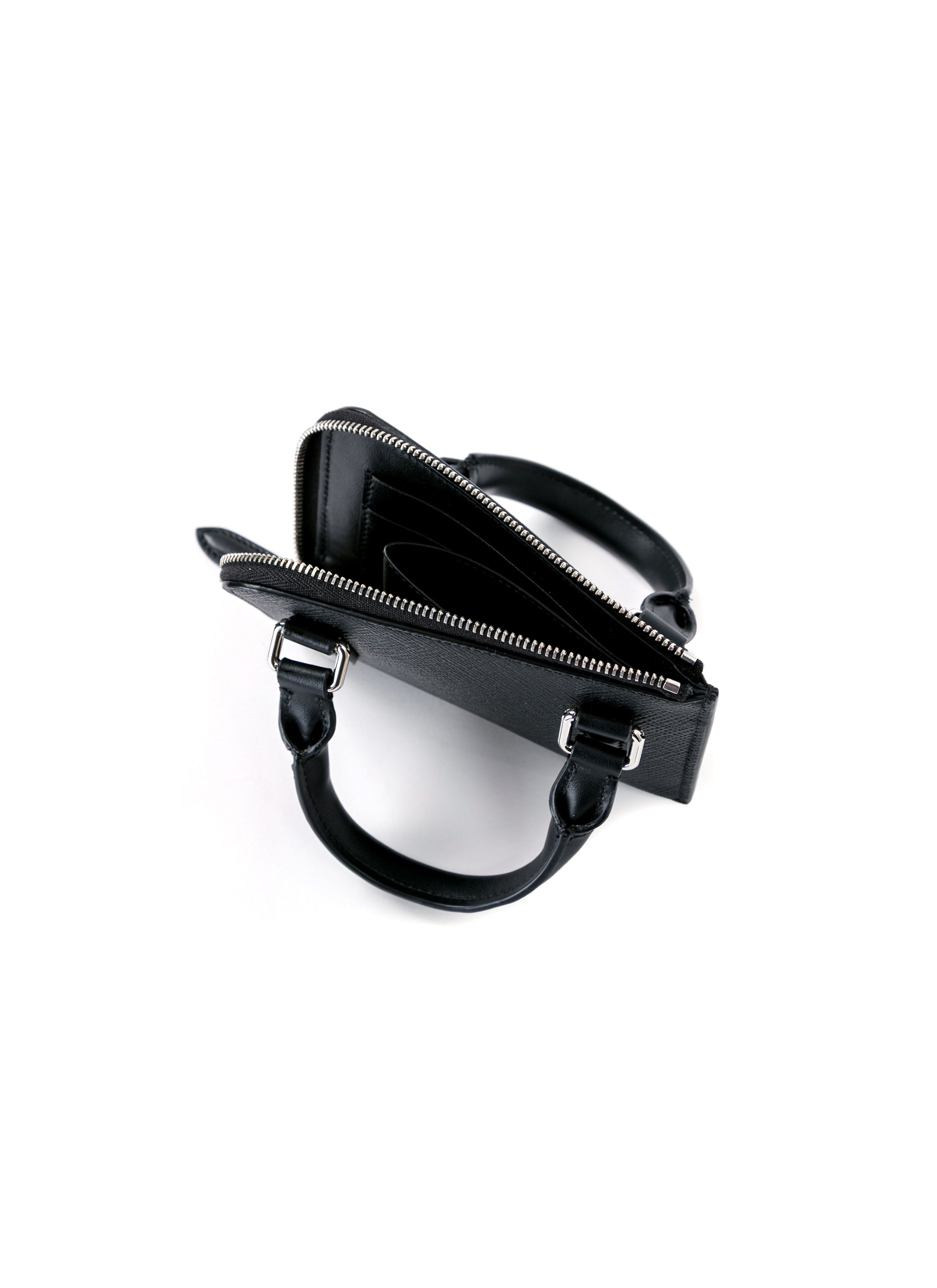 SMYTHSON Small Flat Pouch | sacai Official Store サカイ オフィシャル