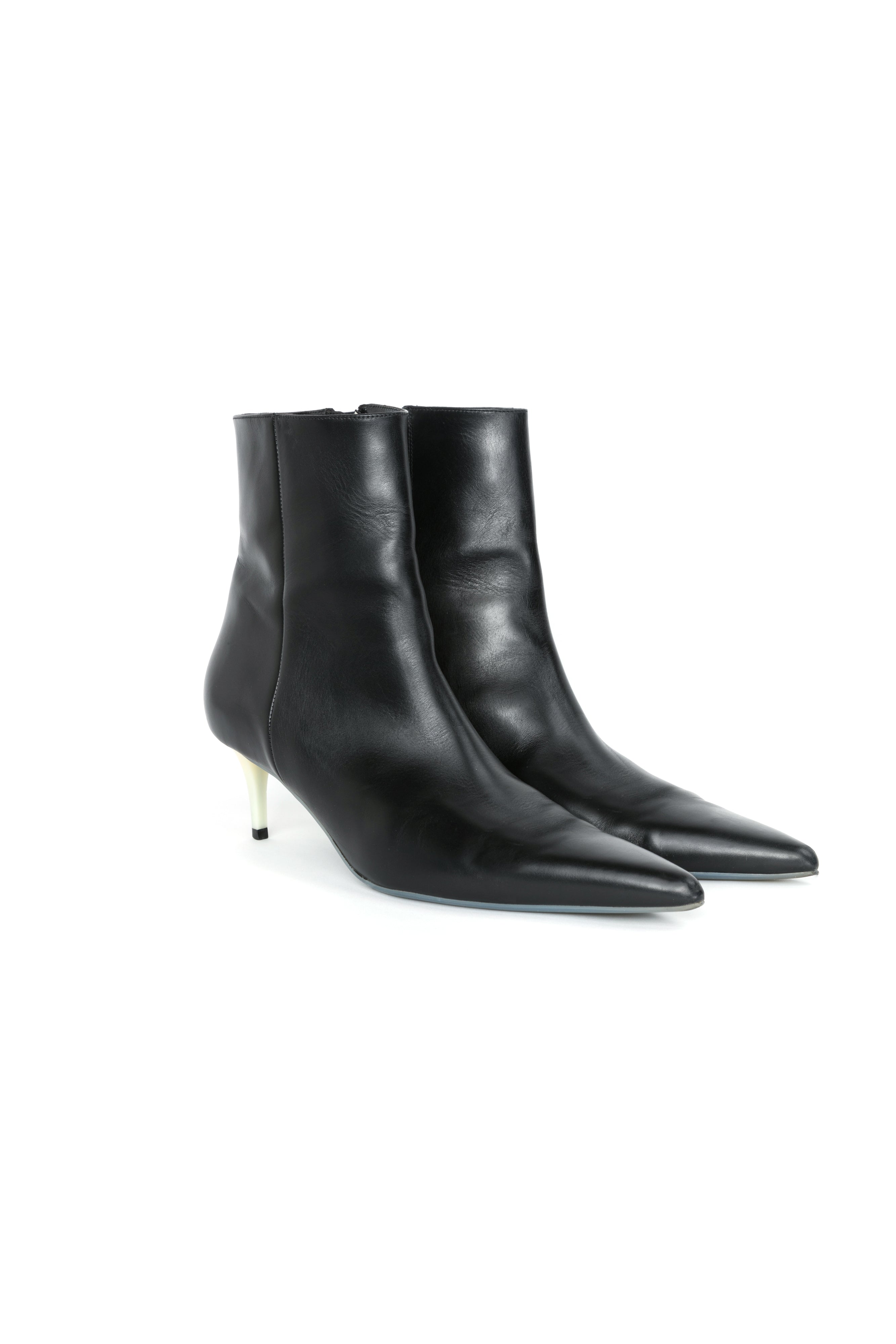 Naked Sole Boots