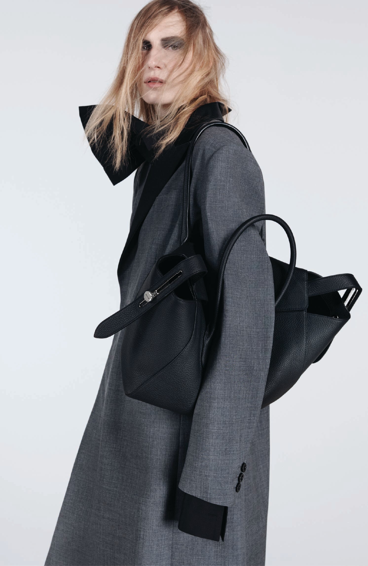 NEW ARRIVALS | sacai Official Store サカイ オフィシャル