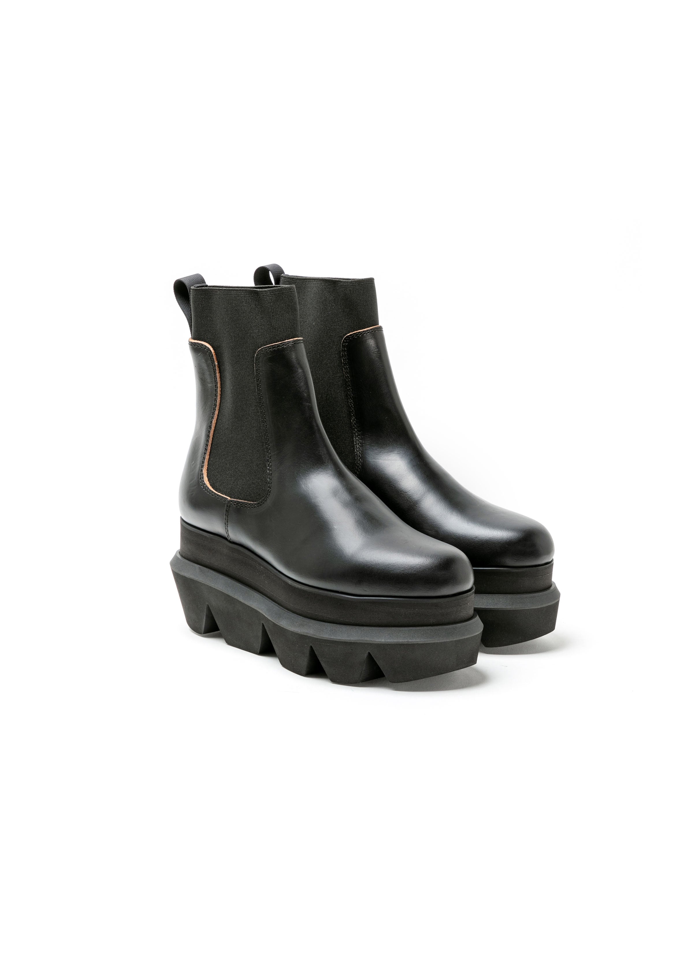 chelsea-boots