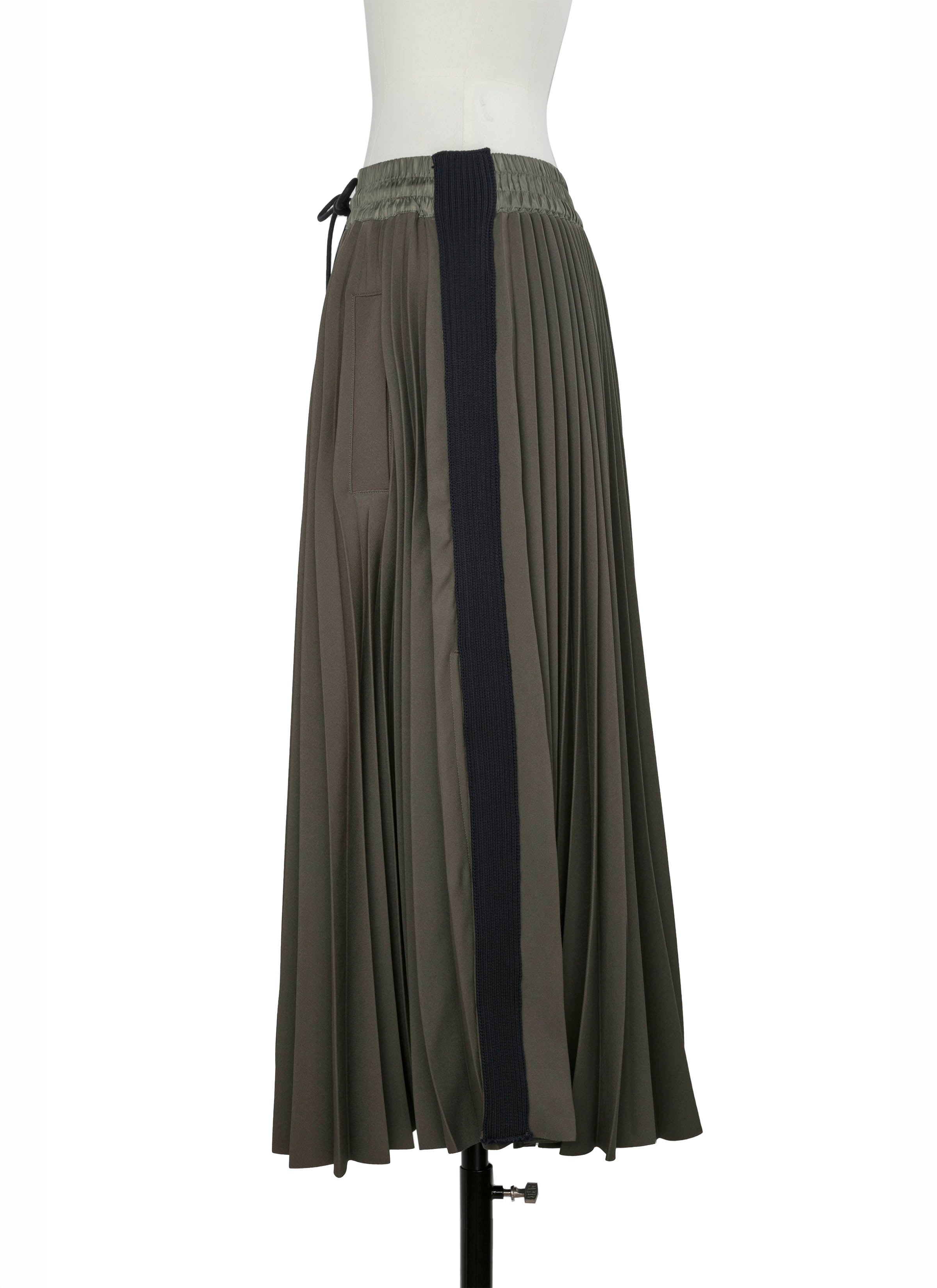 Matelasse Twill Skirt | sacai Official Store サカイ オフィシャル